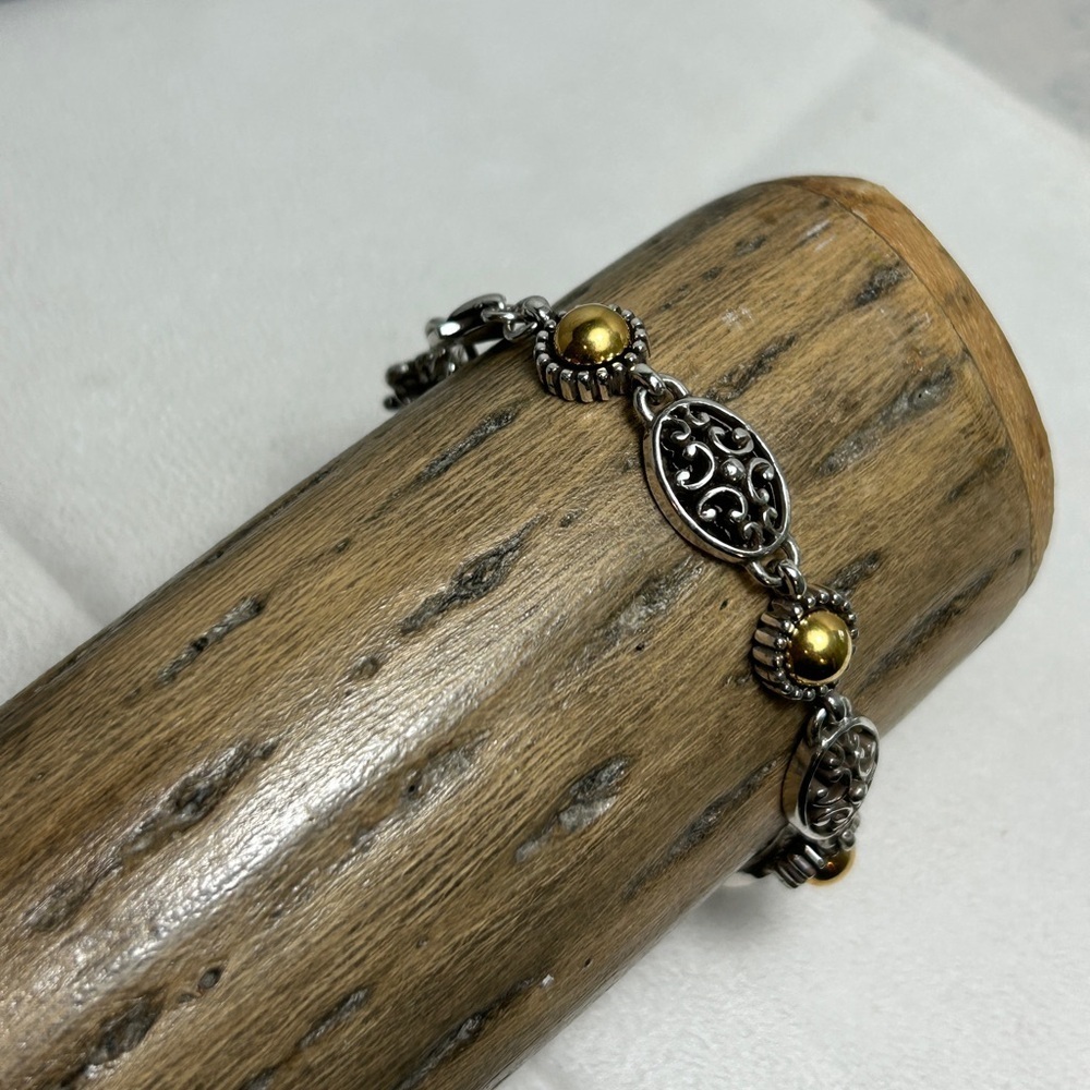 Brighton Intrigue Bracelet Two-tone Silver Plated 8" Mixed Metals - Picture 13 of 13